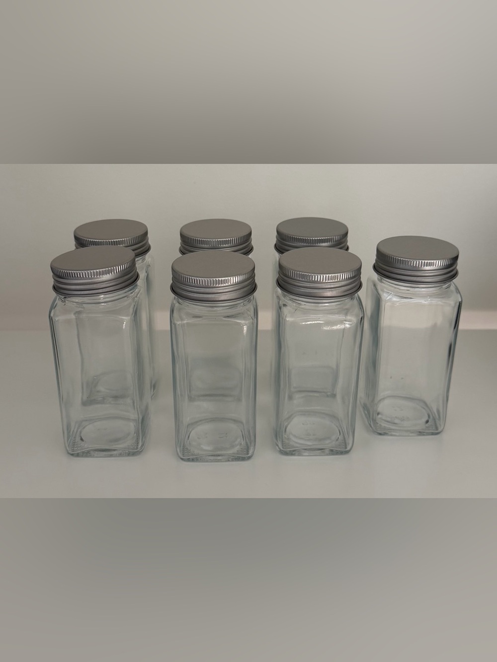Empty Spice Jars, 7Pcs 4 Oz Glass Spice Bottle with Lids NEW